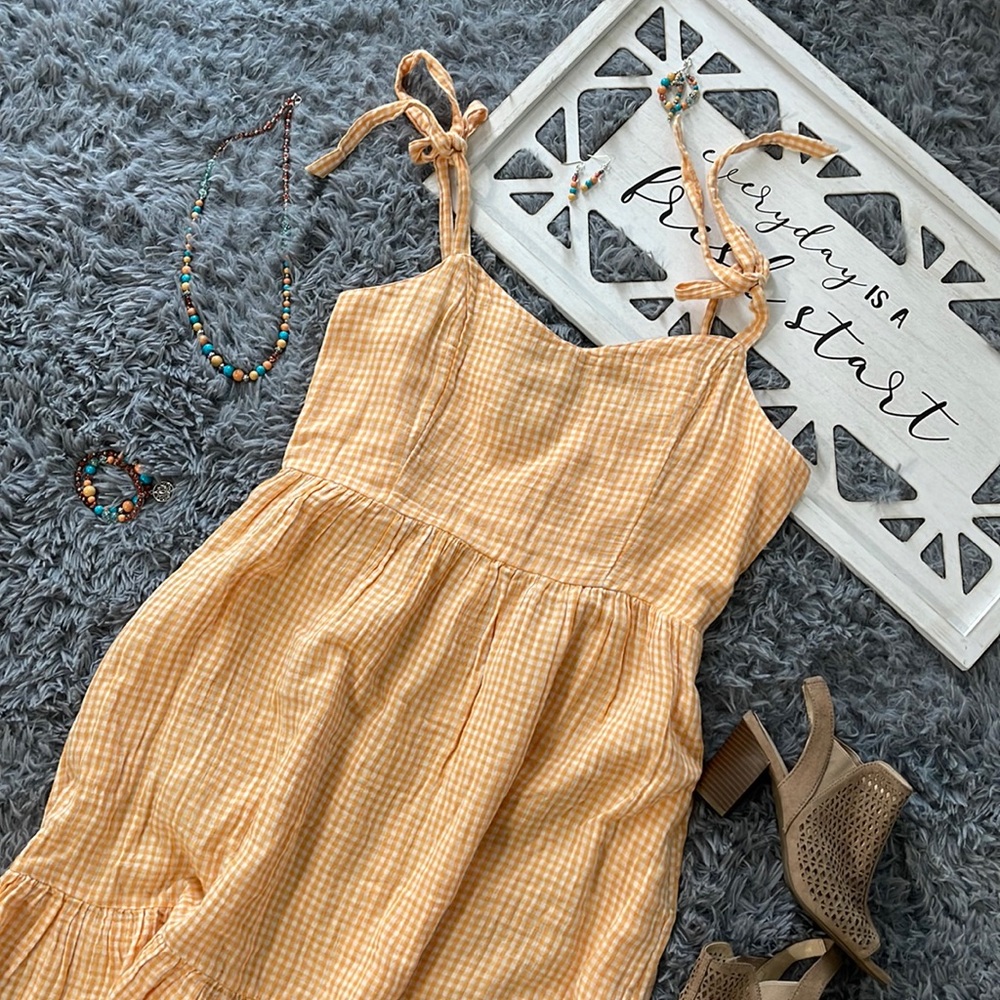 Old Navy Gingham Shoulder Tie Ruffle Bottom Day Dress